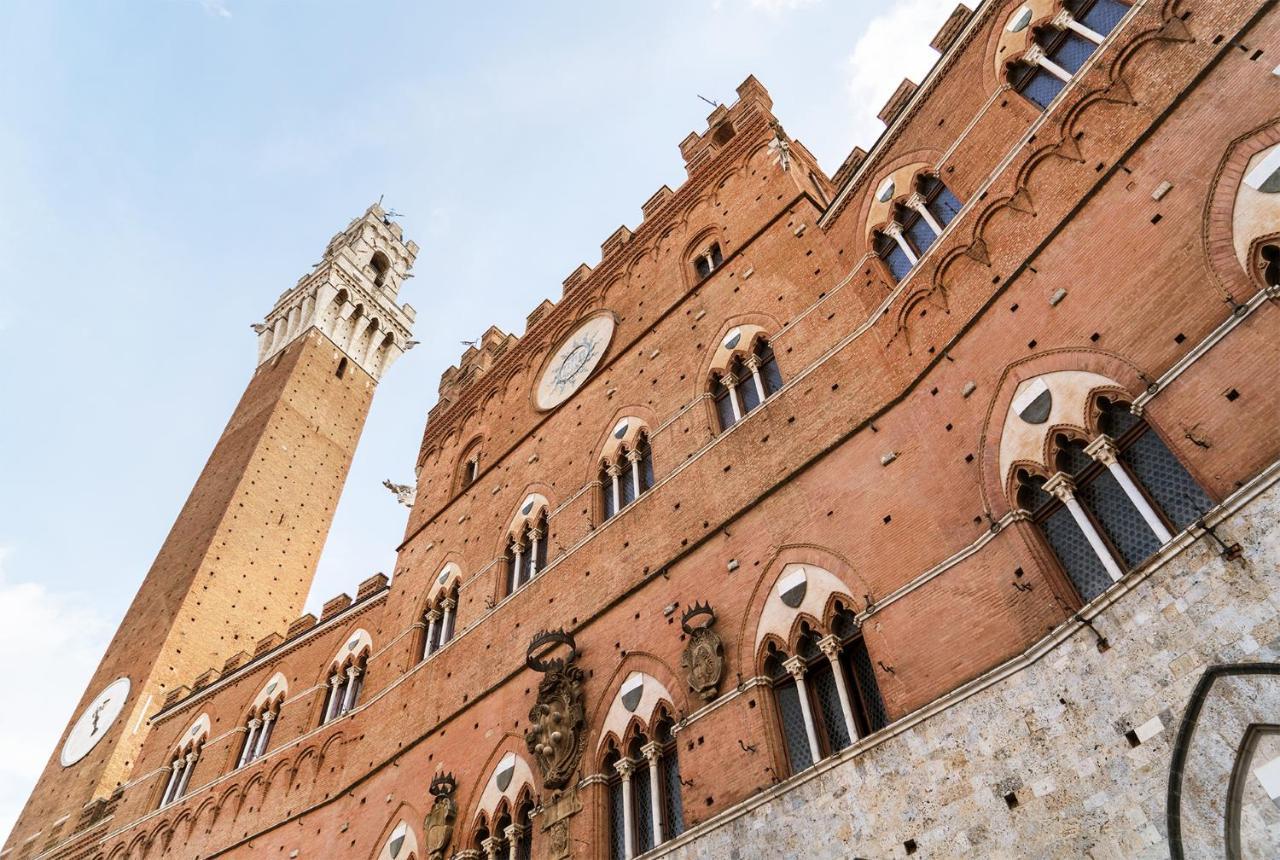 Barbarossa Apartment Siena Bagian luar foto