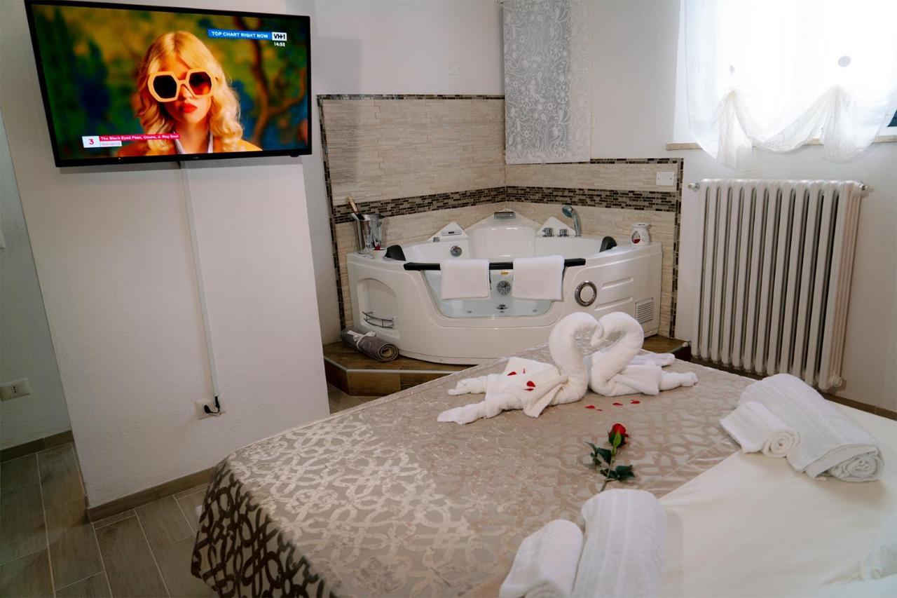 Barbarossa Apartment Siena Bagian luar foto